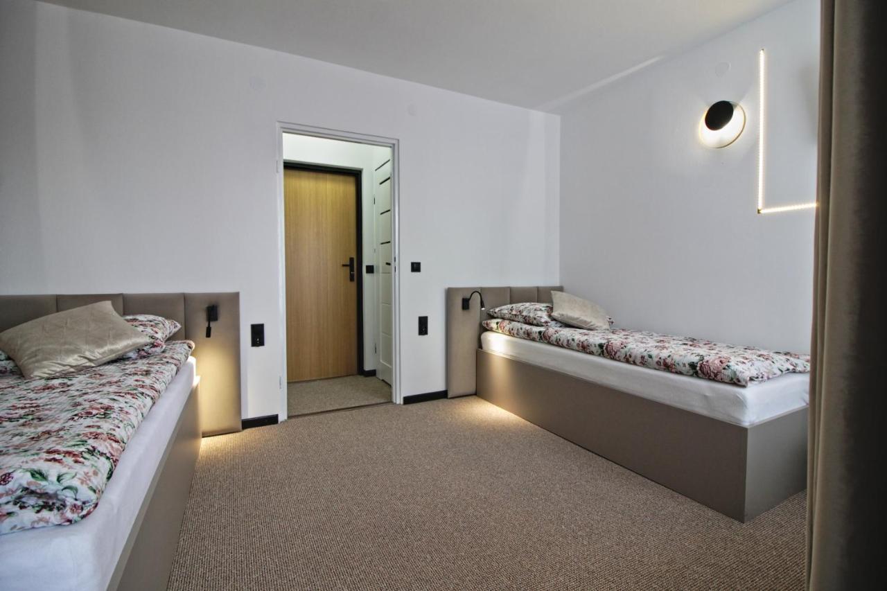 Motel Na Zbojeckiej Skawa Luaran gambar