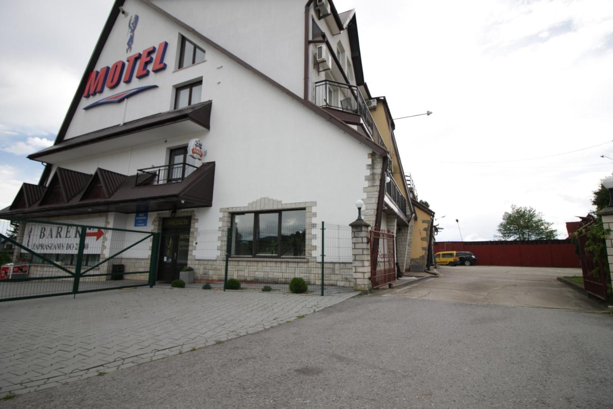 Motel Na Zbojeckiej Skawa Luaran gambar