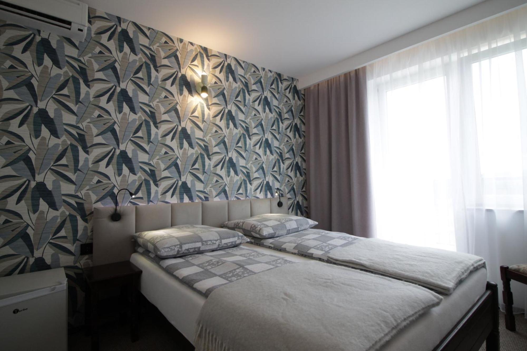 Motel Na Zbojeckiej Skawa Luaran gambar